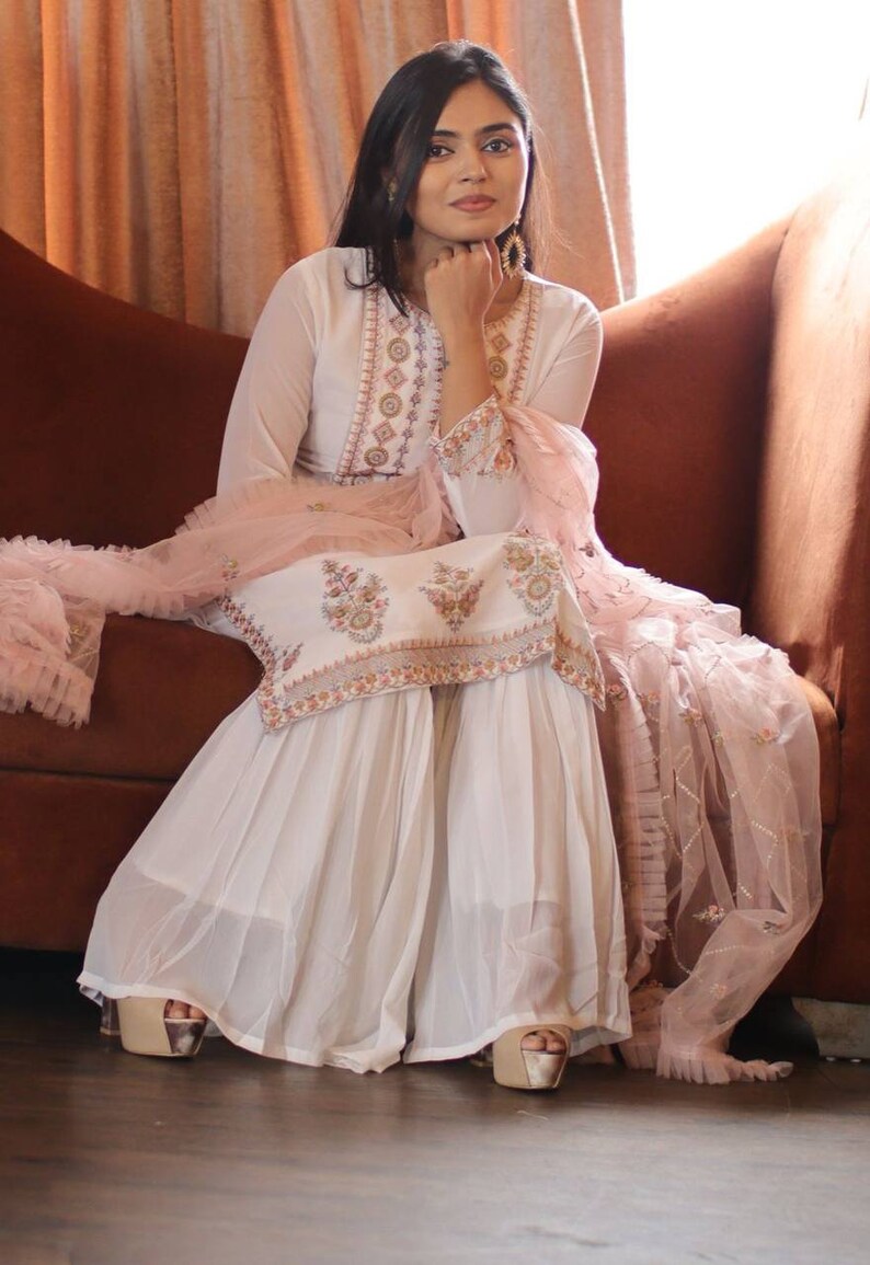 White Color Indian Wedding Wear With Heavy Embroidery Work Salwar Kameez for Women Party Wear Fancy Kurti Plazzo With Diamond Work Dupatta