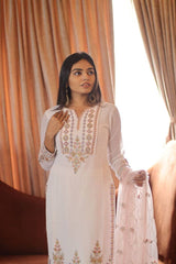 White Color Indian Wedding Wear With Heavy Embroidery Work Salwar Kameez for Women Party Wear Fancy Kurti Plazzo With Diamond Work Dupatta